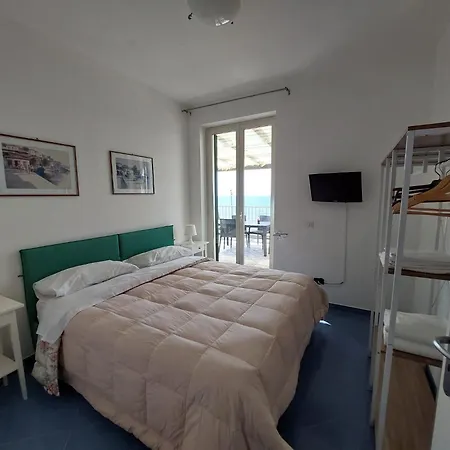 Waikiki Vacanze Apartment Castellabate
