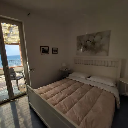 Waikiki Vacanze Apartment *